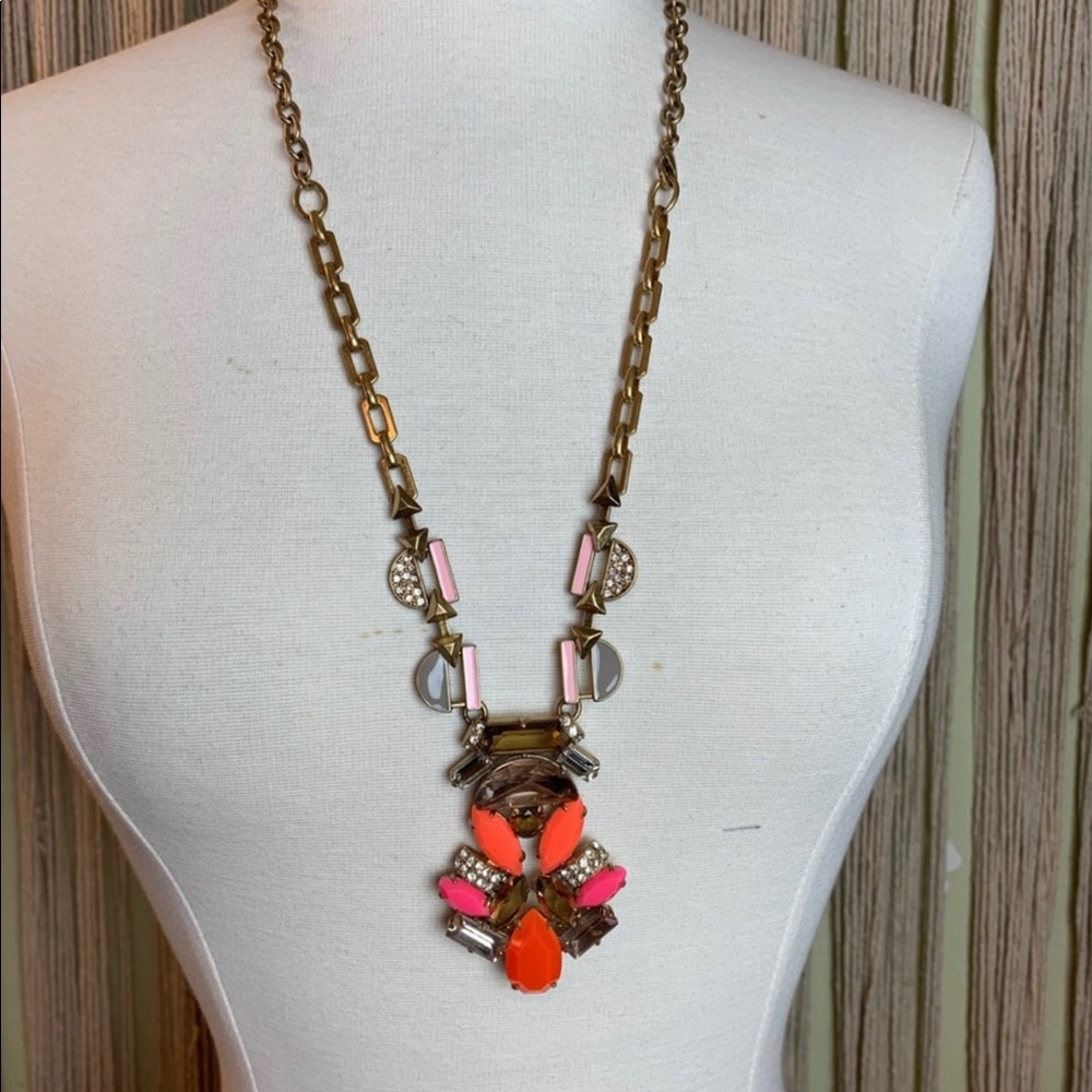 Stella and Dot vibrant statement piece!